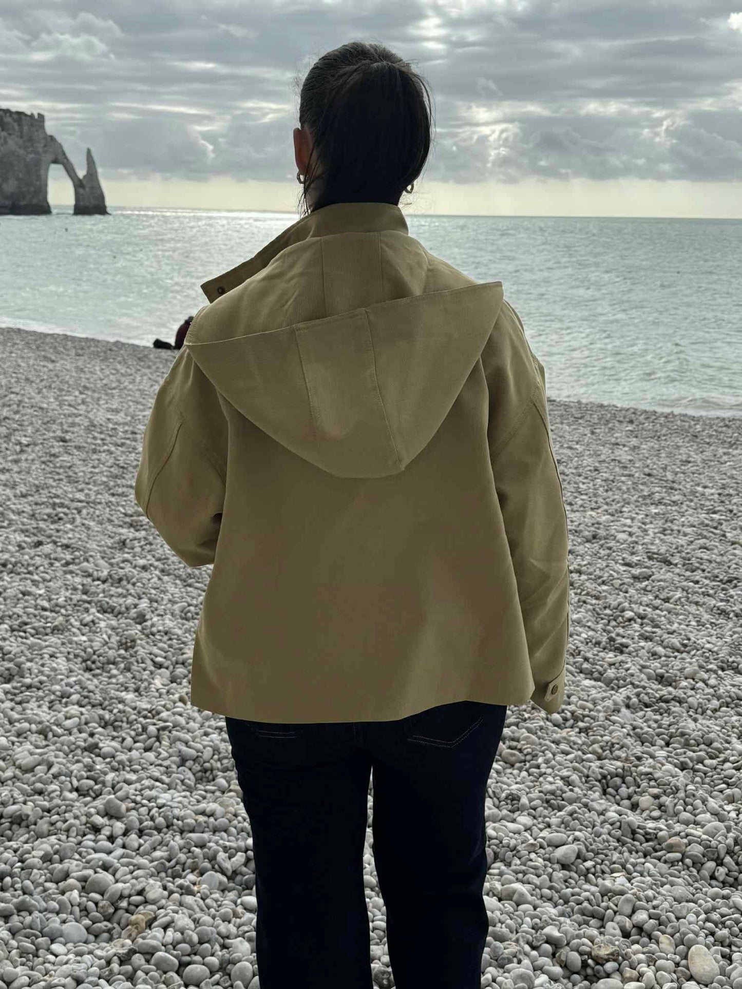 VESTE RAYA