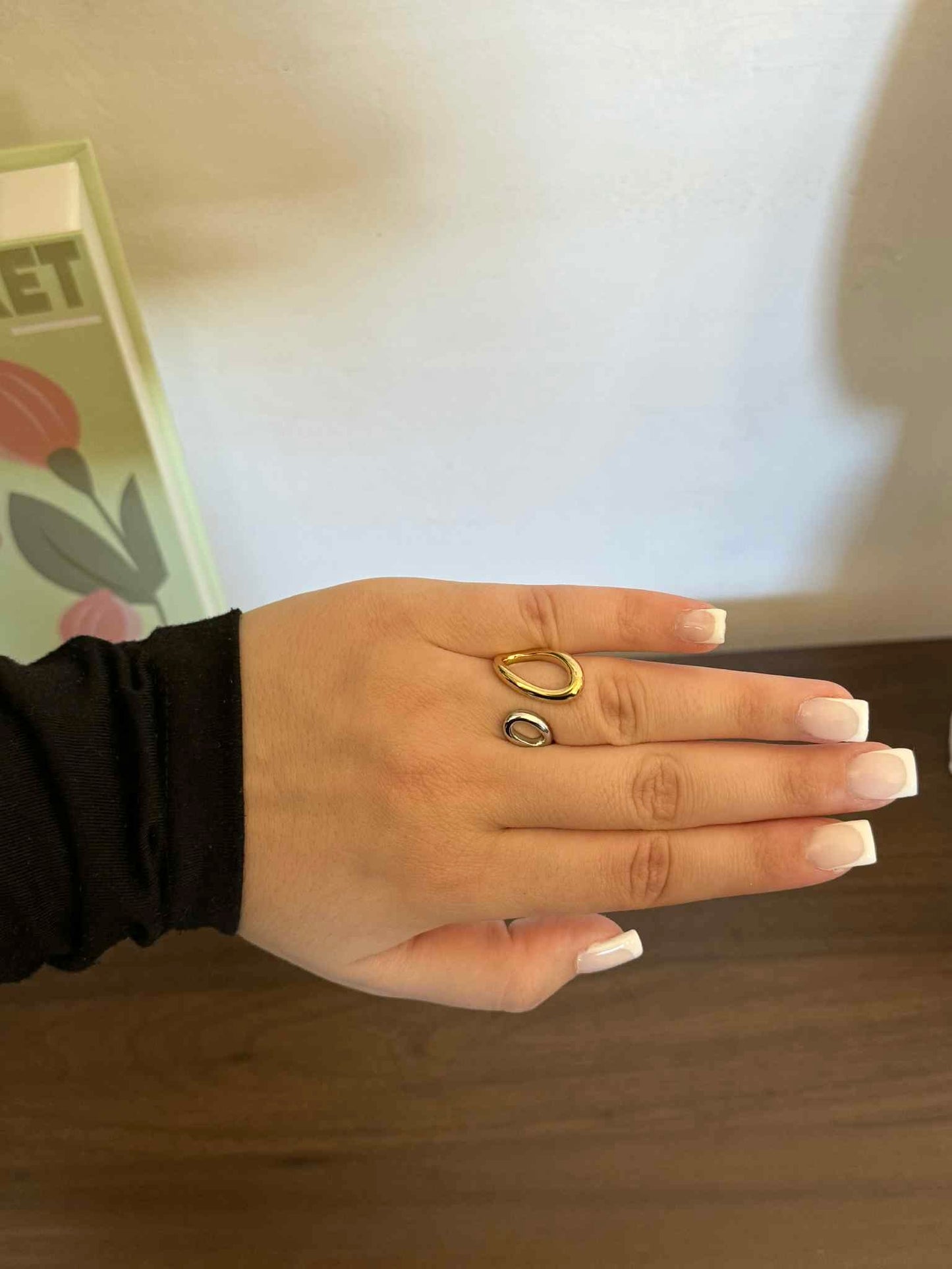 BAGUE AVA