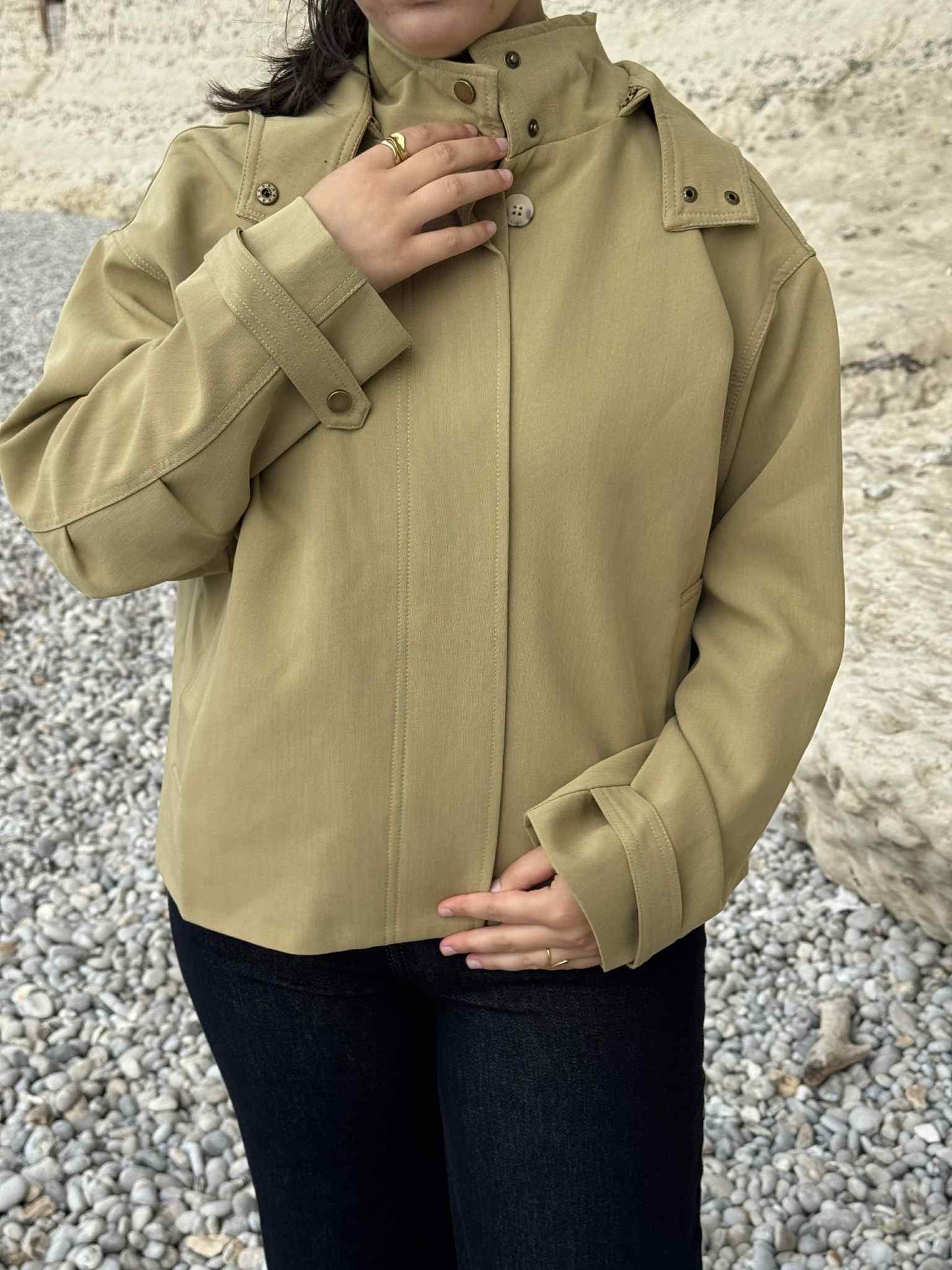 VESTE RAYA