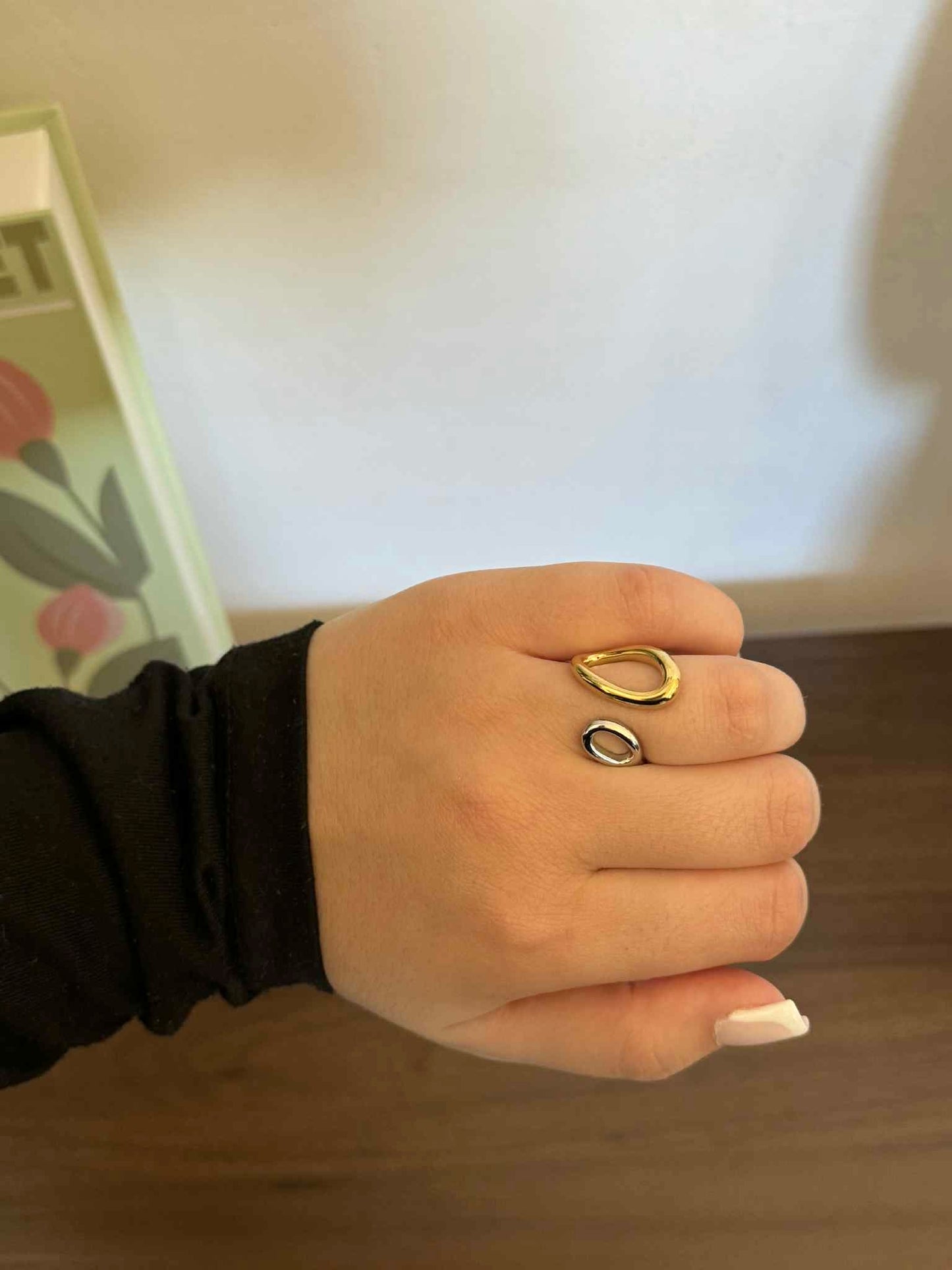 BAGUE AVA