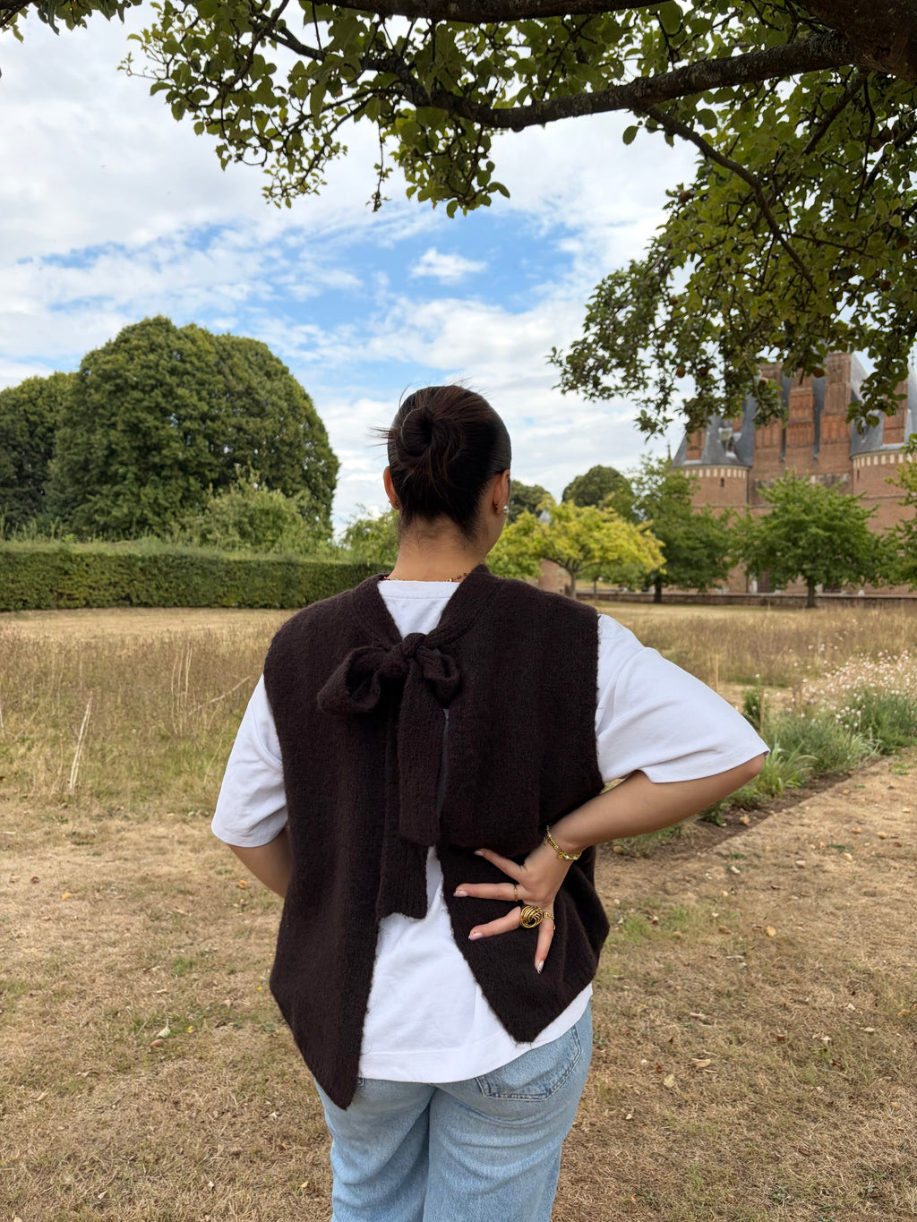PULL MILO MARRON