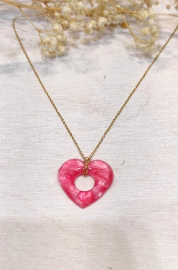 COLLIER LOVA