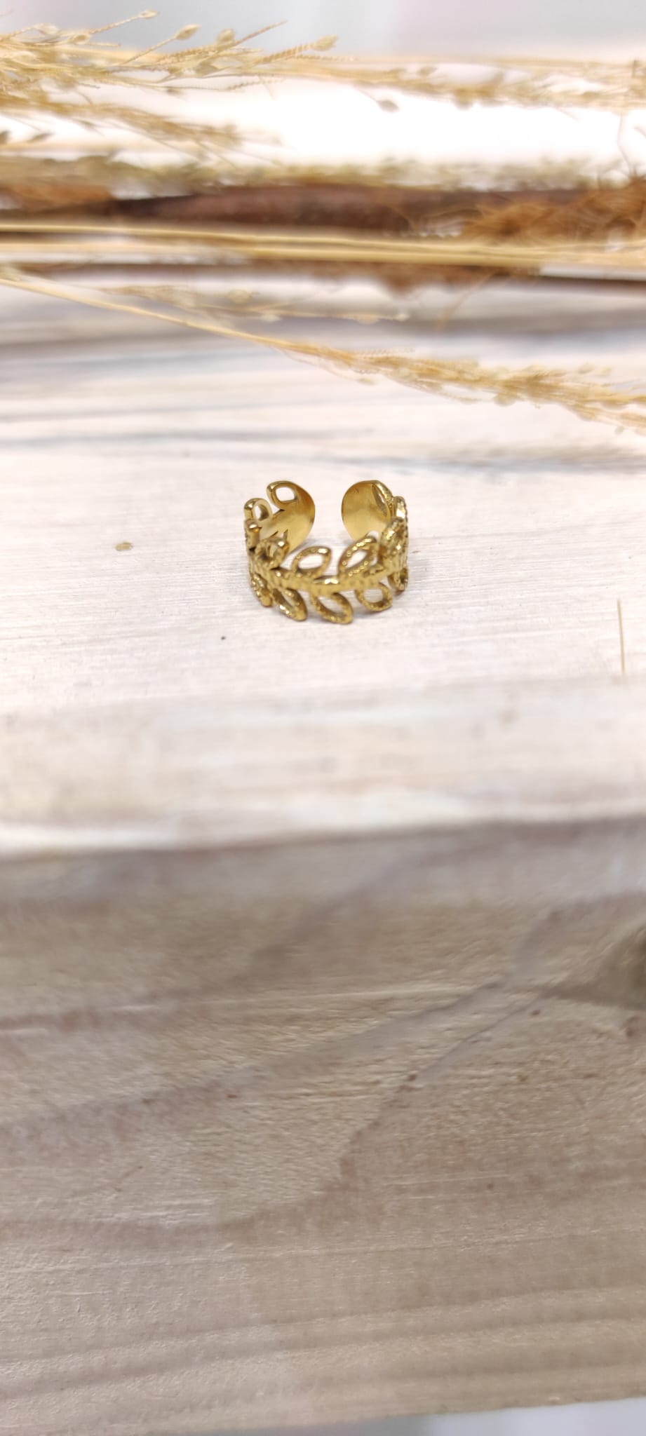EARCUFF