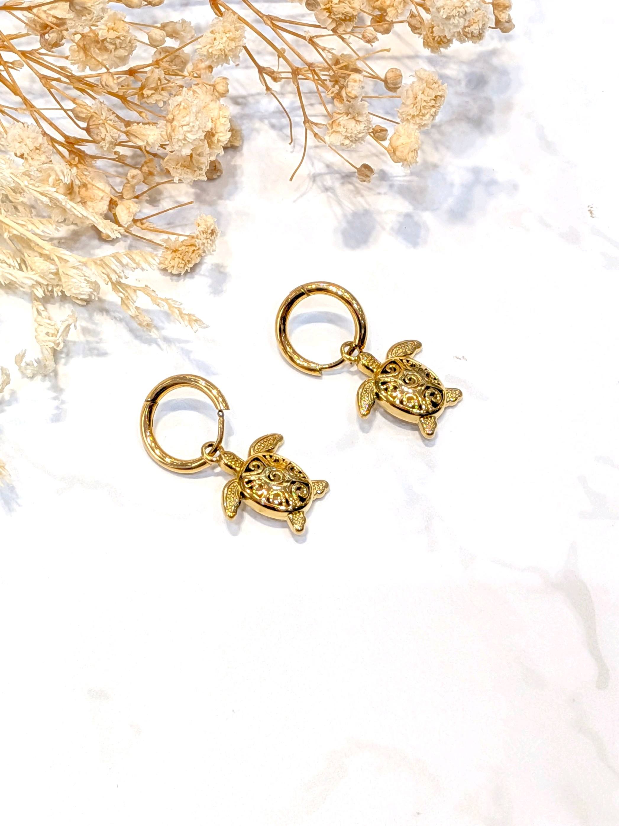 BOUCLES TORTUES
